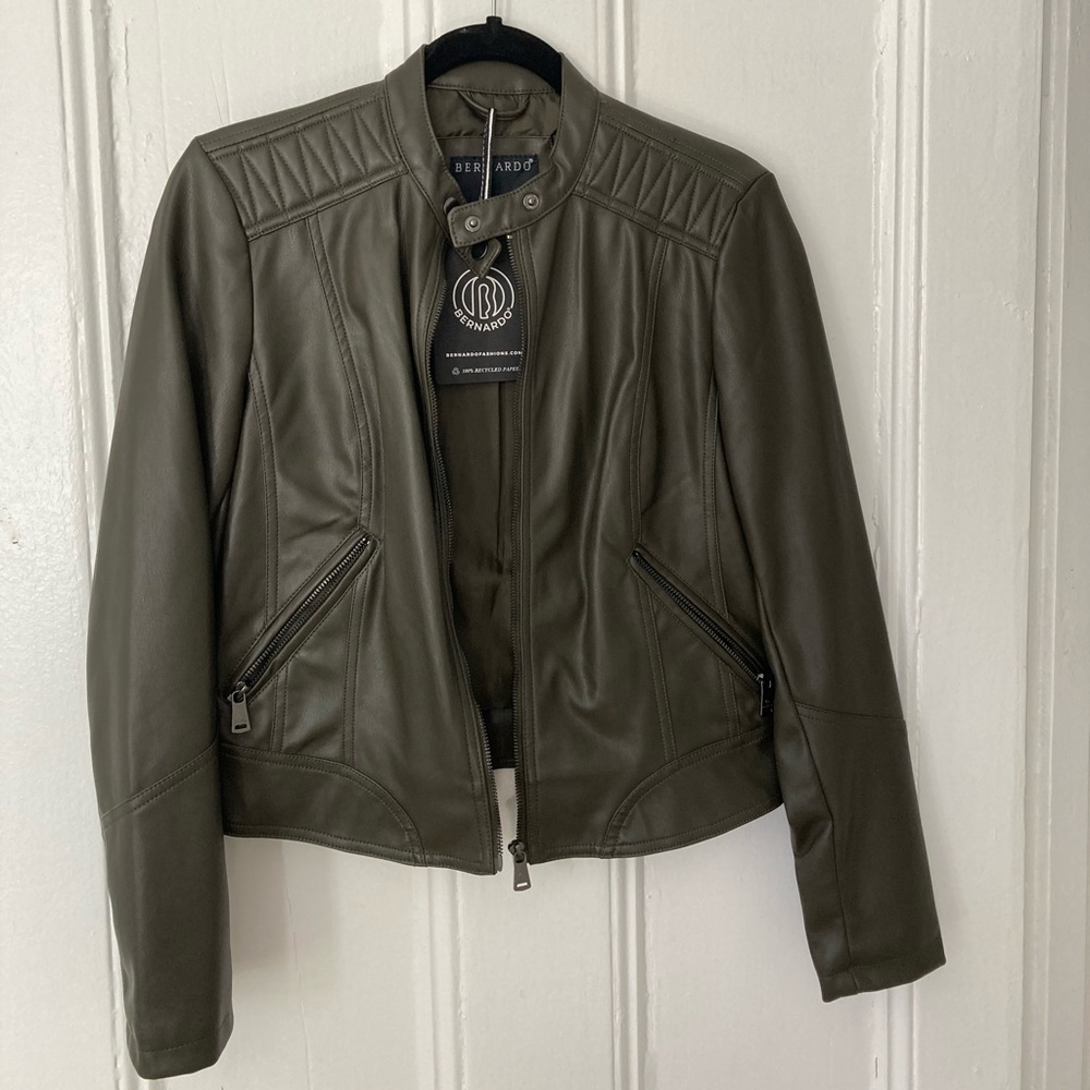 NWT Women’s Bernardo faux leather jacket, size S